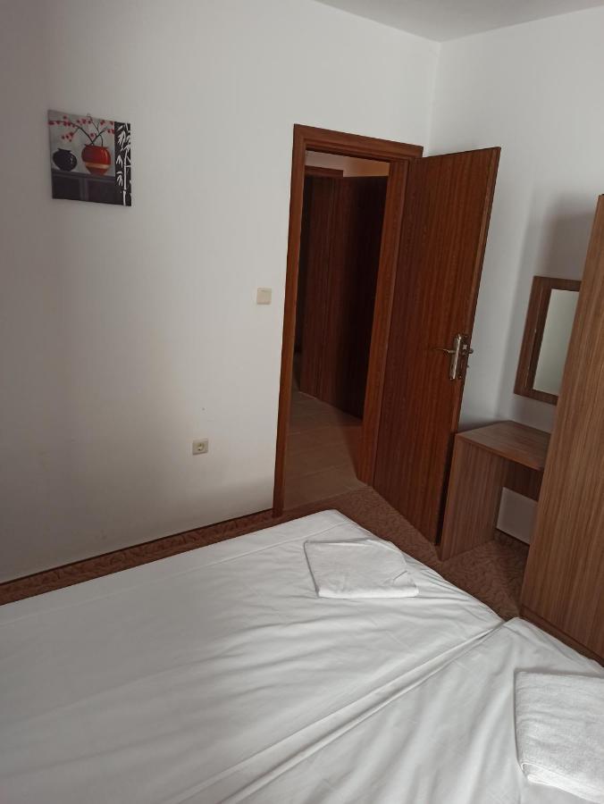פמפורובו Private Apartments Nevena מראה חיצוני תמונה