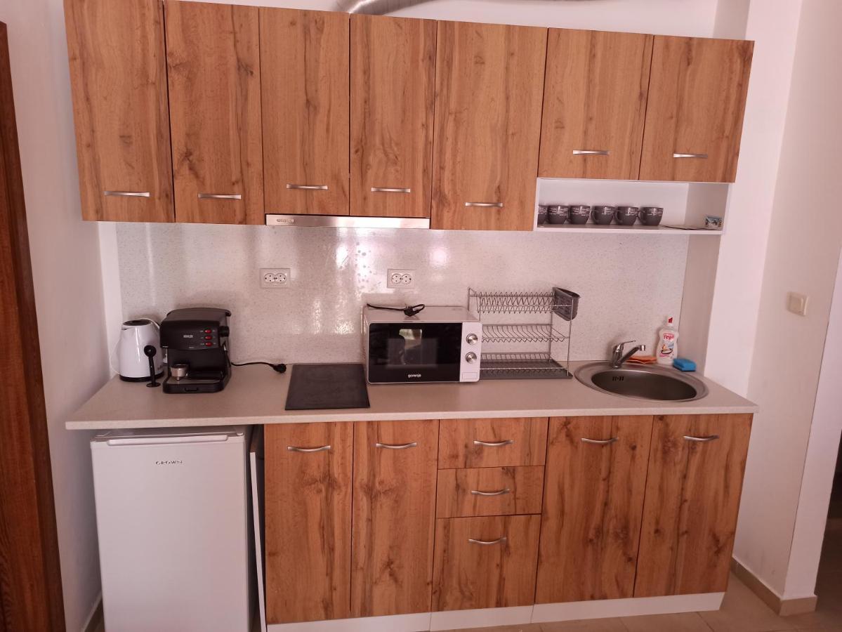 פמפורובו Private Apartments Nevena מראה חיצוני תמונה