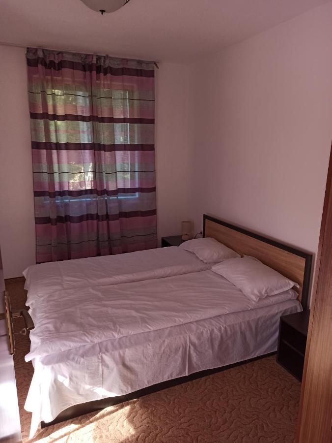 פמפורובו Private Apartments Nevena מראה חיצוני תמונה