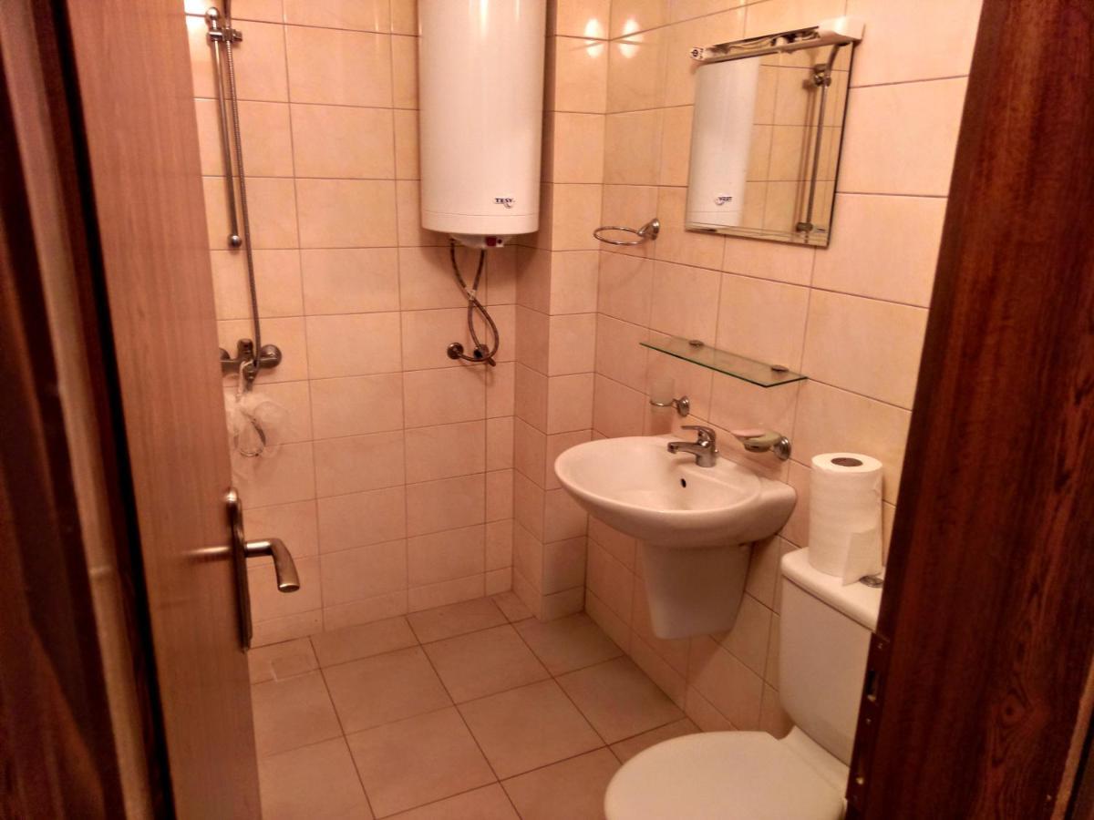 פמפורובו Private Apartments Nevena מראה חיצוני תמונה